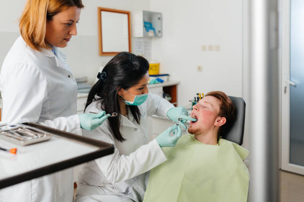 Best Emergency Cosmetic Dentistry (e.g., broken veneers) in Eastern Goleta Valley, CA